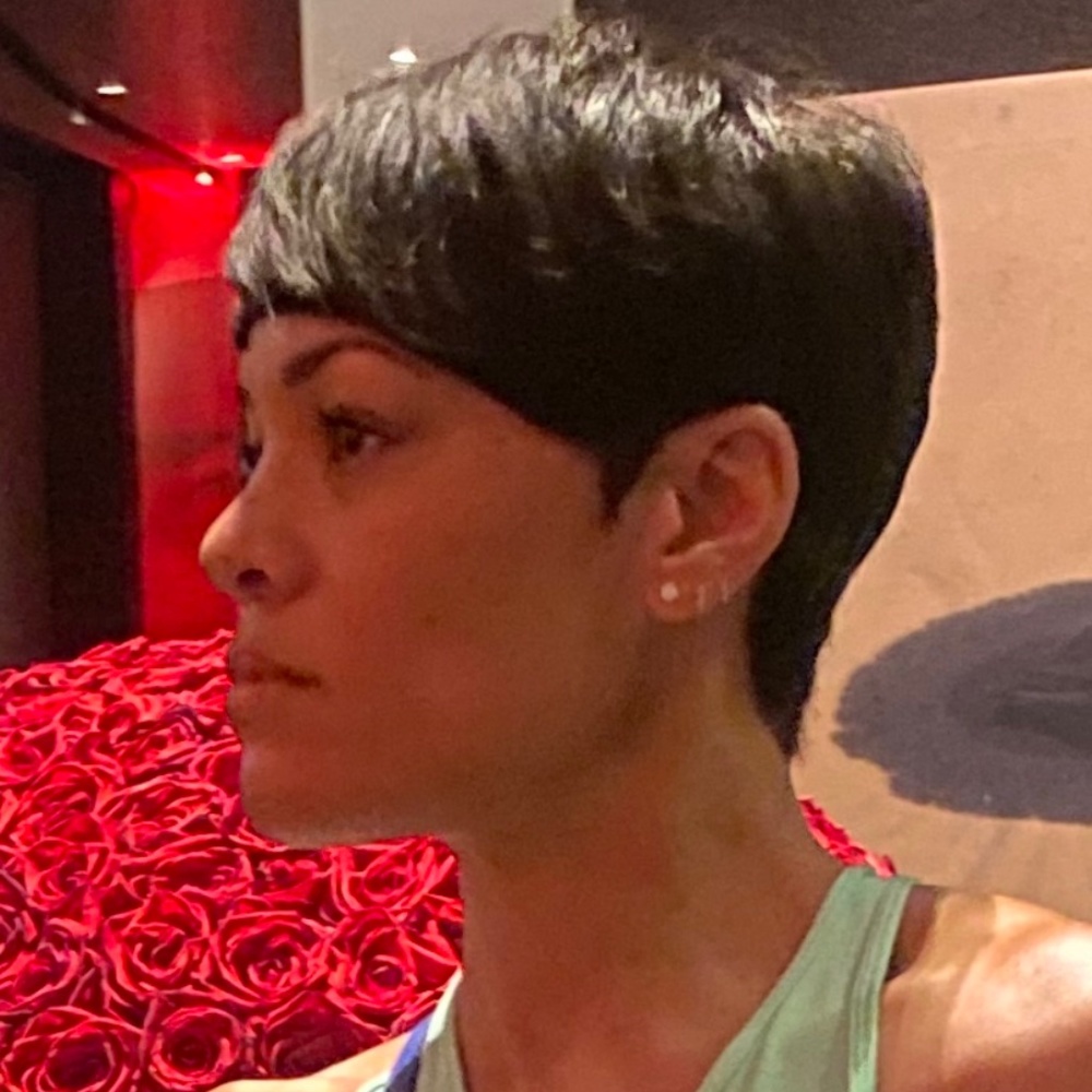 Meet your Posher, Stefanie